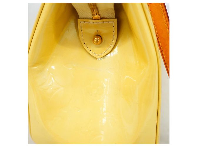 Borsa Louis Vuitton Vernis MM Corallo - vista 11