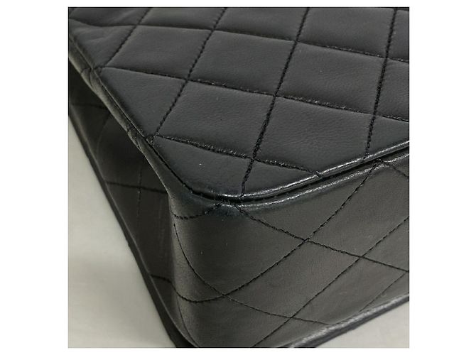 Borsa a tracolla Chanel Matelassé con catena Nero - vista 7