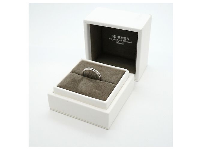 Hermès Hermes Ariane Band Ring in 18K White Gold - view 8