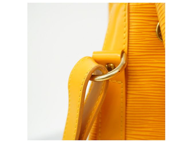 Borsa a tracolla Louis Vuitton Epi Noe M44109 Giallo - vista 8