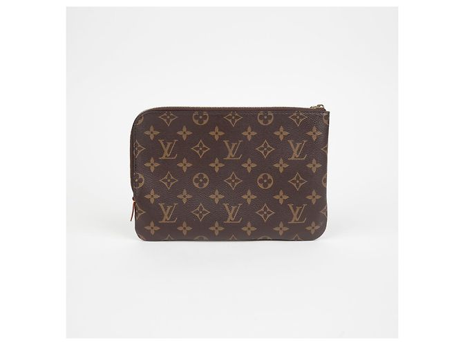 Louis Vuitton Étrier Voyage Pm Clutch Marrone - vista 3