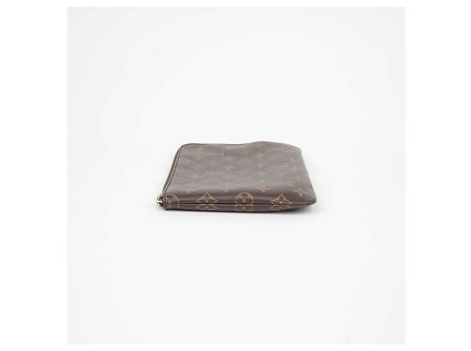 Louis Vuitton Étrier Voyage Pm Clutch Marrone - vista 4