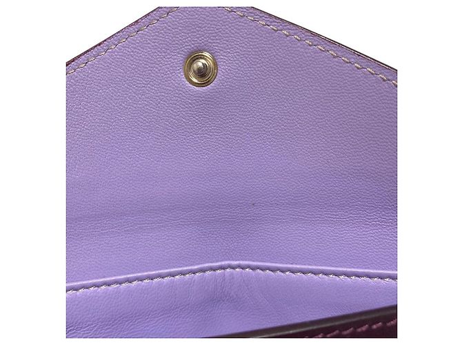 Givenchy Leder-Kuvert-Clutch Lila - Ansicht 10