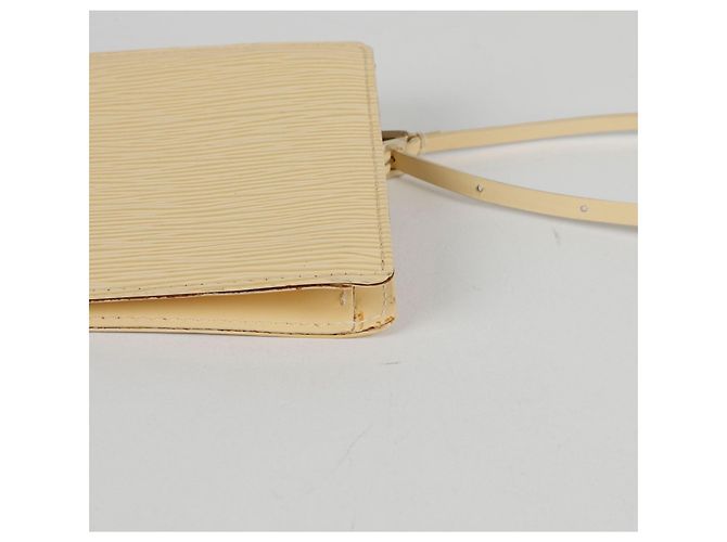 Louis Vuitton Borsa a tracolla Roshel Pouch Giallo - vista 9