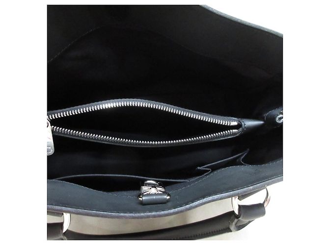 Borsa a mano Louis Vuitton Passy PM in pelle Epi Nero - vista 9