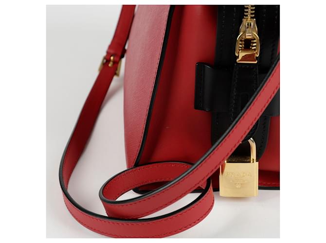 Prada Borsa a spalla tote Esplanade Rosso - vista 9