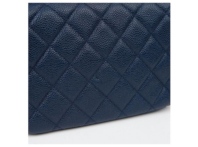Chanel Borsa a tracolla e spalla Soul Flap in pelle Caviar con catena Blu - vista 5