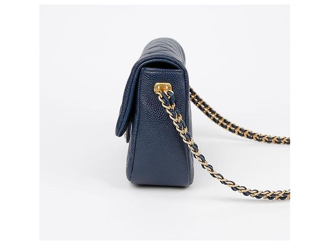 Chanel Borsa a tracolla e spalla Soul Flap in pelle Caviar con catena Blu - vista 6