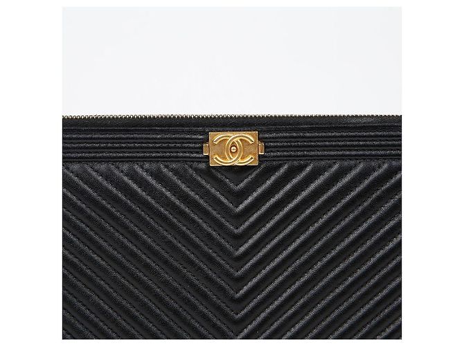Chanel Chevron Boy New Medium Clutch Schwarz - Ansicht 3