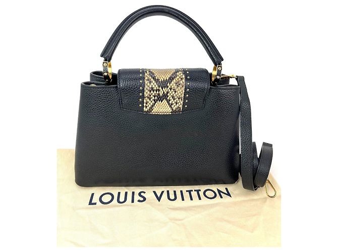 Borsa a tracolla Louis Vuitton Taurillon Capucines MM Black Nero - vista 2