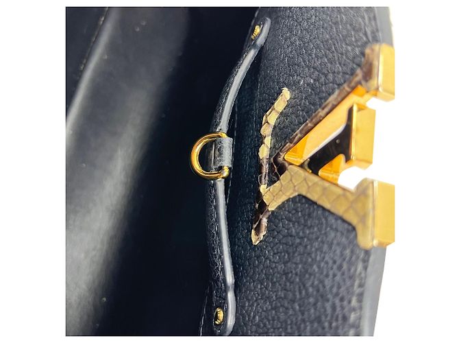 Borsa a tracolla Louis Vuitton Taurillon Capucines MM Black Nero - vista 6