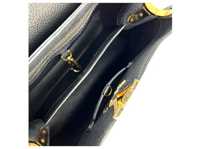 Borsa a tracolla Louis Vuitton Taurillon Capucines MM Black Nero - vista 7