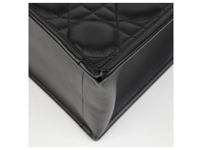 Dior Borsa a Tracolla Tote Medium Nero - vista 9