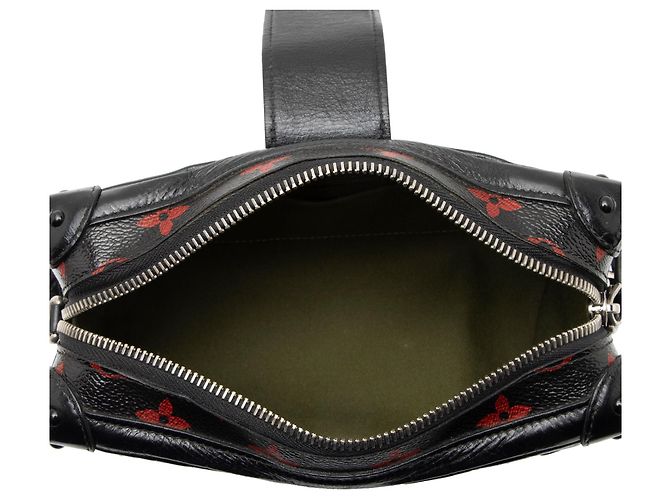 Borsa Louis Vuitton Limited Edition Monogram Infrarouge Petite Malle Soft Bag Nero - vista 7