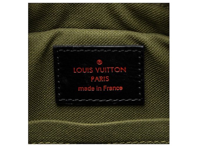 Borsa Louis Vuitton Limited Edition Monogram Infrarouge Petite Malle Soft Bag Nero - vista 8