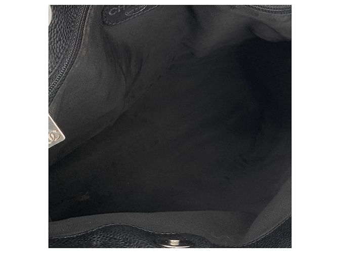 Chanel Gesteppte Caviar-Schultertasche mit silbernem Logo Schwarz - Ansicht 8