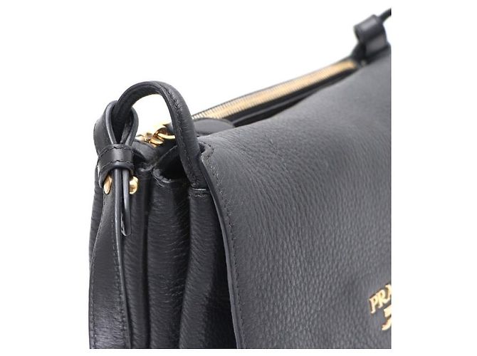 Prada Borsa mini a tracolla con patta VITELLO DINO placcata oro Nero - vista 13