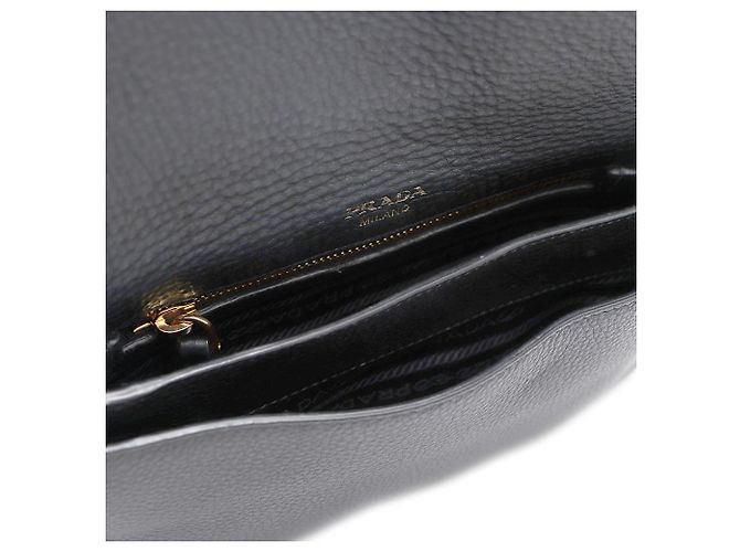 Prada Borsa mini a tracolla con patta VITELLO DINO placcata oro Nero - vista 8