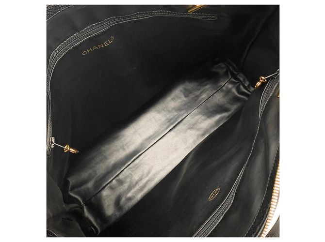 Chanel Borsa a tracolla Caviar Golden Ball Gold Chain Nero - vista 8