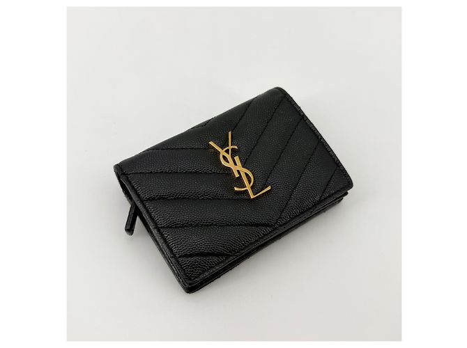 Saint Laurent Cartera Matelassé en Tono Dorado - vista 2