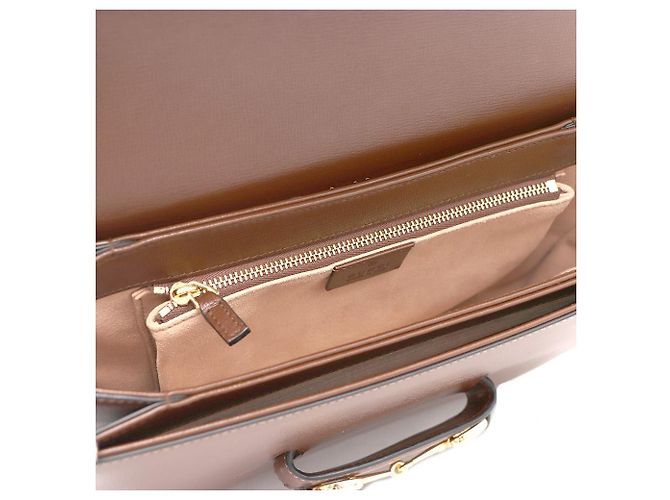 Gucci Borsa a tracolla e borsa a spalla in pelle marrone con morsetto - vista 10