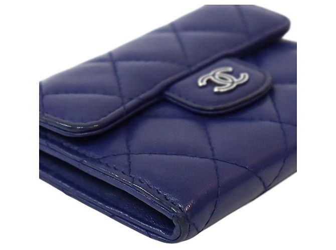 Portafoglio Chanel in pelle d'agnello blu - vista 5