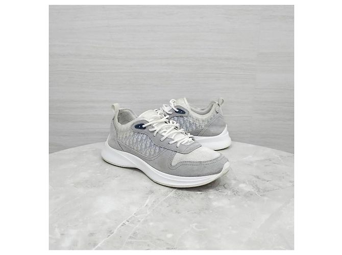 Dior Baskets techniques Runner en daim gris Marron - vue 4