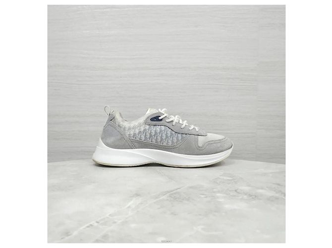 Dior Baskets techniques Runner en daim gris Marron - vue 5