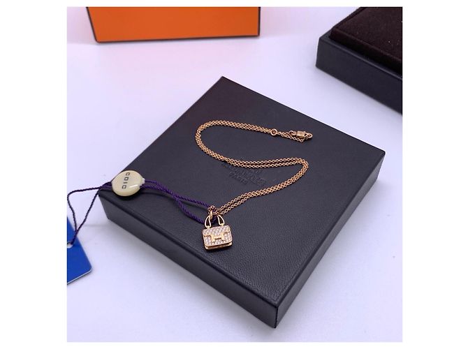 Collar Hermès Constance en oro rosa 18k Dorado - vista 4