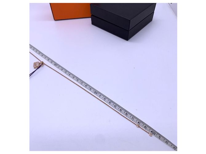 Collar Hermès Constance en oro rosa 18k Dorado - vista 9