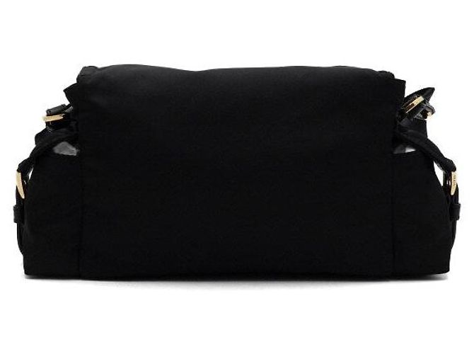 Prada Borsa a tracolla e crossbody Explore Medium in Re-nylon nero - vista 5