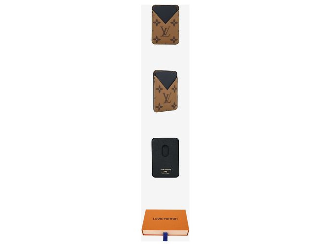Louis Vuitton Porta-cartões Magnético Monogram Reverse Canvas Marrom - vista 2
