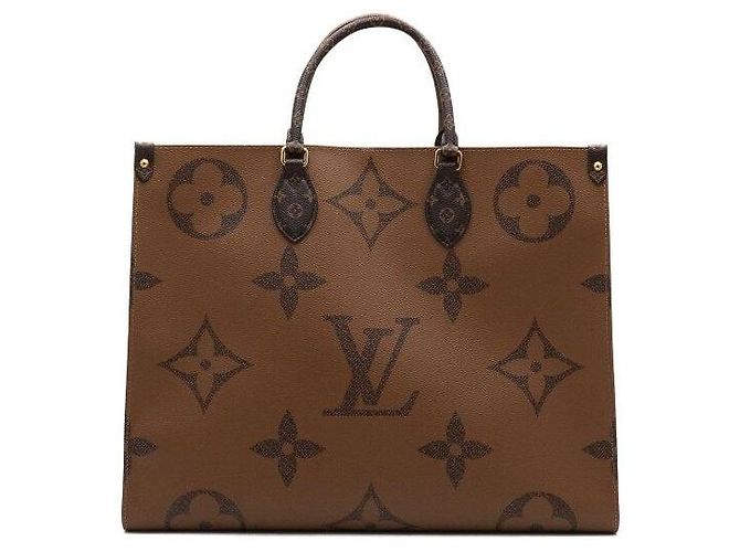 Louis Vuitton Borsa a spalla e Tote On The Go GM Monogram Giant Canvas Multicolore - vista 9