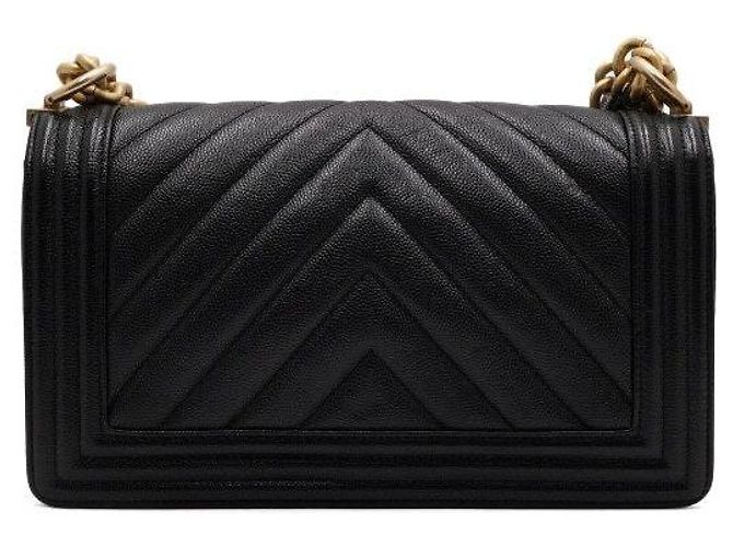 Chanel Borsa a tracolla Boy Medium Flap in caviale nero chevron con catena dorata - vista 5