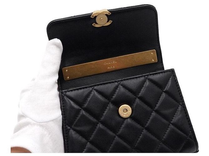 Chanel Borsa Tote in pelle d'agnello nera con manico superiore e logo CC dorato Nero - vista 5