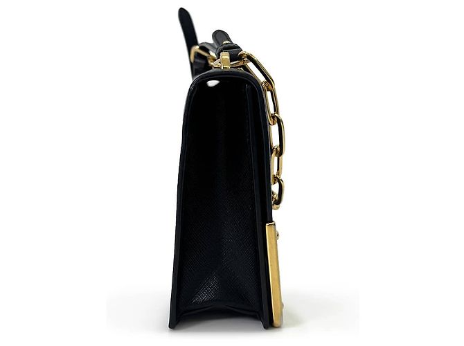 Prada Borsa Camera Crossbody Mini in Saffiano con Catena Nera Nero - vista 7