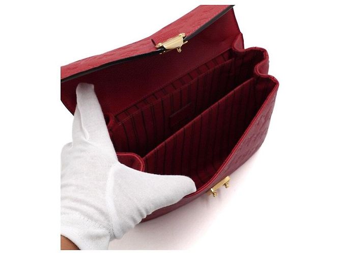 Louis Vuitton Borsa a tracolla e crossbody Pochette Metis Monogram Empreinte Rosso - vista 6
