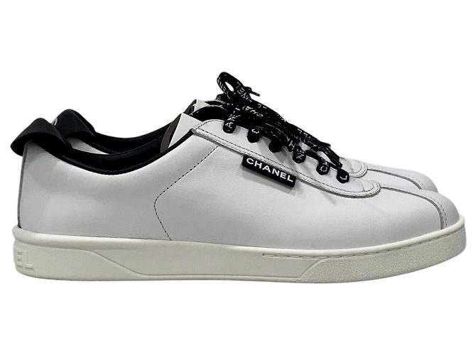 Chanel Sneakers Tennis in vitello con lacci Bianco - vista 4