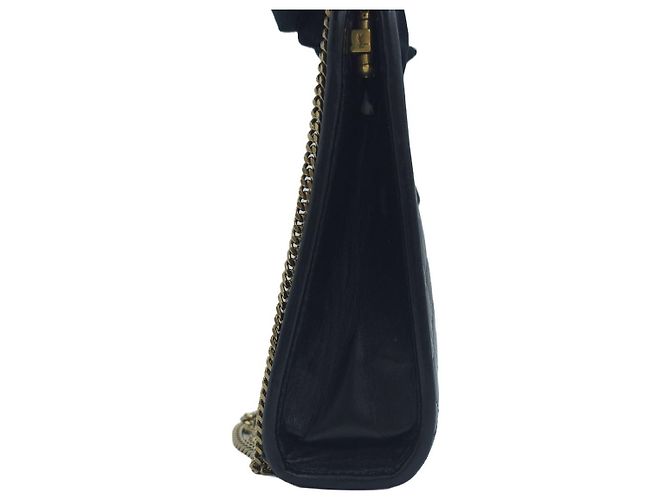 Saint Laurent Bolsa de Ombro Vitoir Baby em Pele de Cordeiro Acolchoada com Corrente Dourada Preta Preto - vista 14