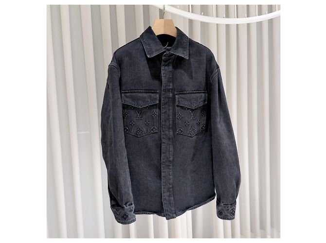 Louis Vuitton Giacca-camicia da lavoro in denim monogram nero - vista 3