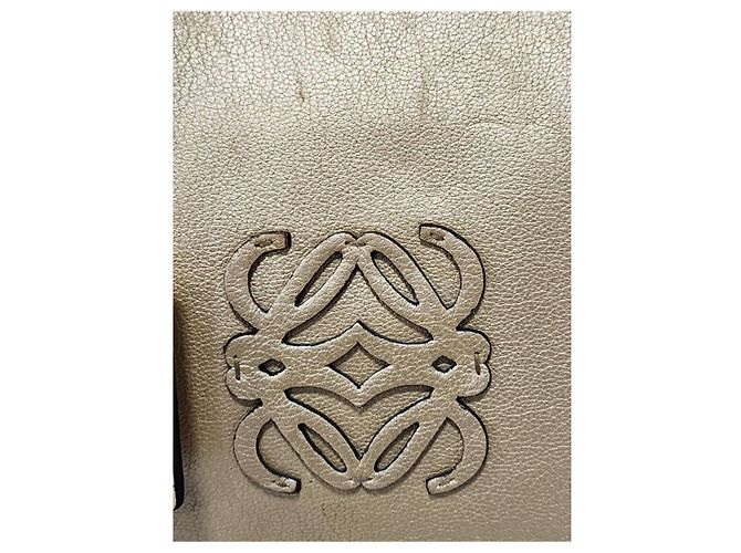 Borsa a tracolla Amazona 36 in pelle di capra metallizzata LOEWE Gold D'oro - vista 5
