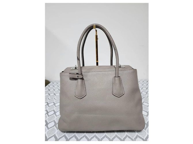 Prada Borsa Twin Tote in pelle Saffiano grigia Grigio - vista 3