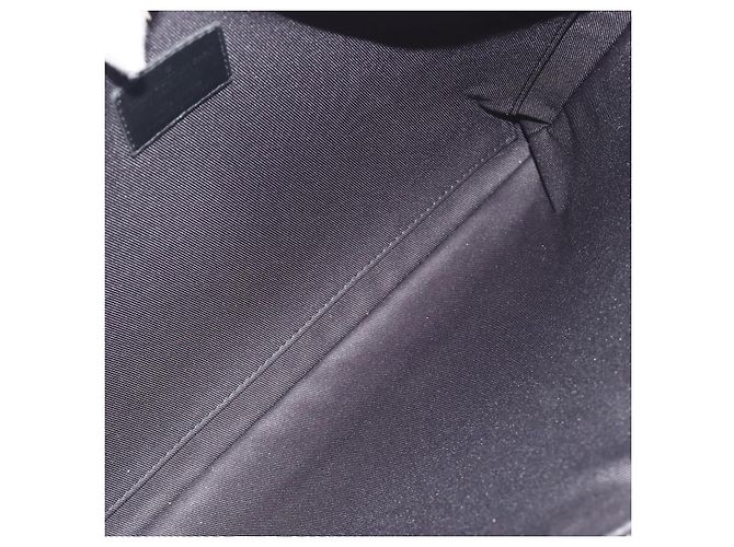 Louis Vuitton Pochette A4 Rainbow Taiga Leather Nero - vista 5