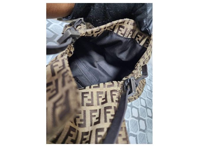 FENDI Zucchino Vitello Mini Mama Baguette Beige/Brown Marrone - vista 10