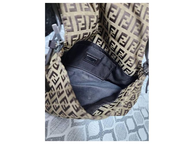 FENDI Zucchino Vitello Mini Mama Baguette Beige/Brown Marrone - vista 11