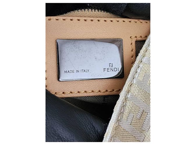 FENDI Zucchino Vitello Mama Baguette Beige - vista 2