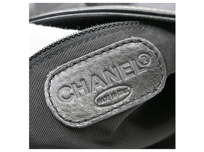 Bolso Tote Chanel Vintage CC Turnlock de piel Medium Negro - vista 4
