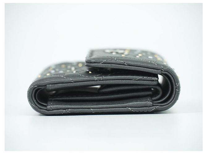 Chanel Camellia Flap Studded Camellia Lambskin Marrone - vista 5