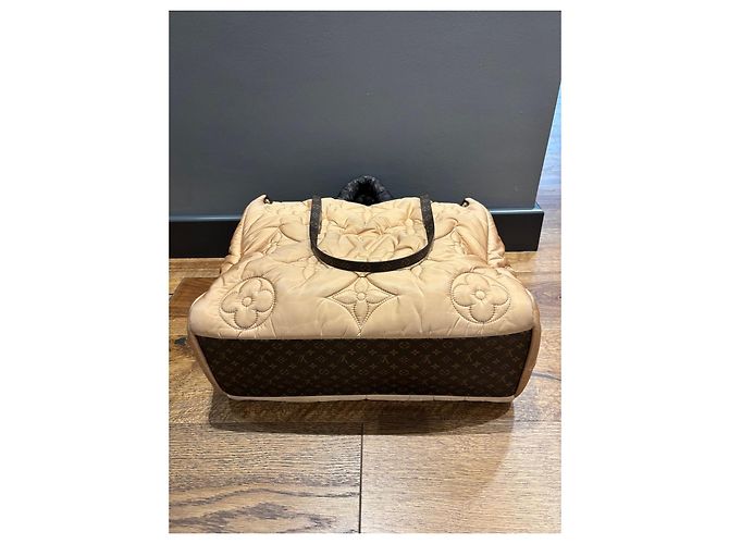 Borsa Tote Louis Vuitton Pillow on the Go GM Marrone Beige - vista 12