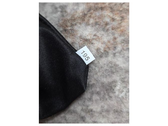 Magnifica Borsa a Mano Miu Miu Vitello Nero - vista 11